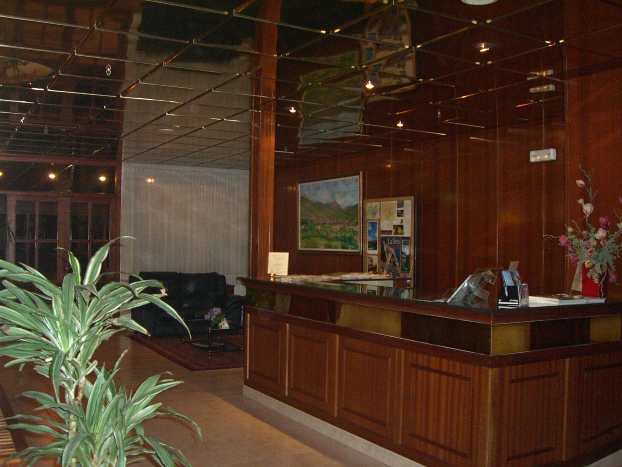 לה סאו דה אורג'ל Hotel La Seu מראה חיצוני תמונה
