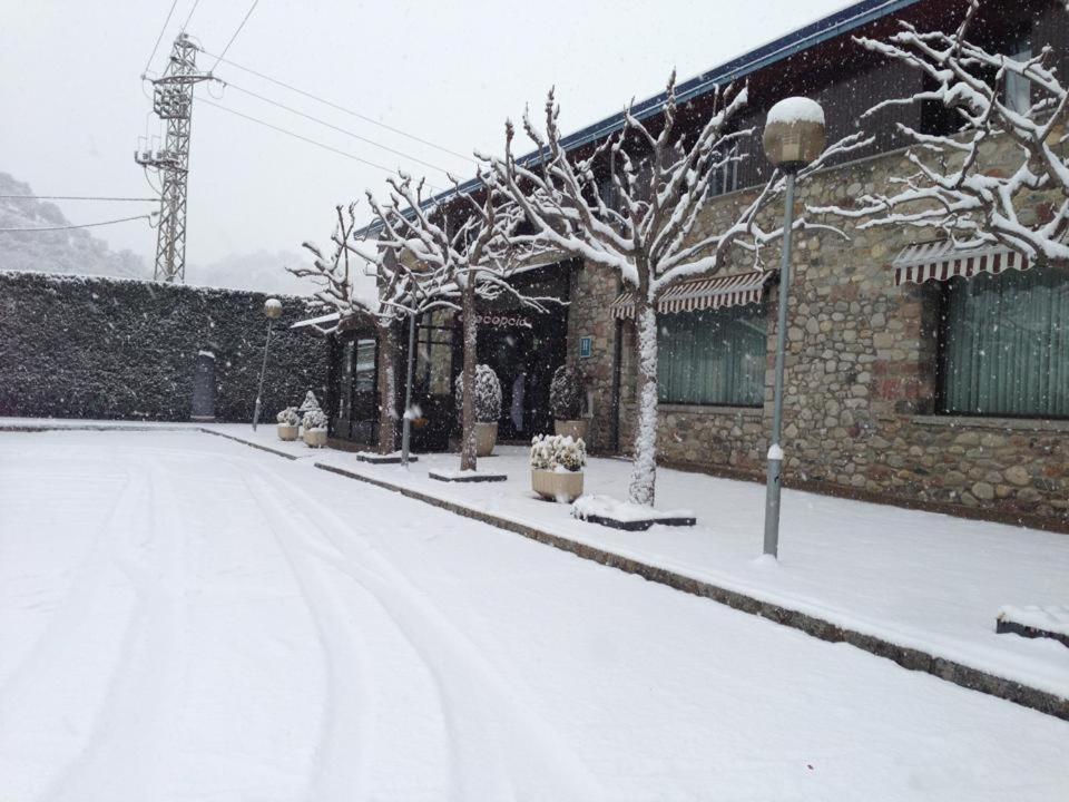 לה סאו דה אורג'ל Hotel La Seu מראה חיצוני תמונה